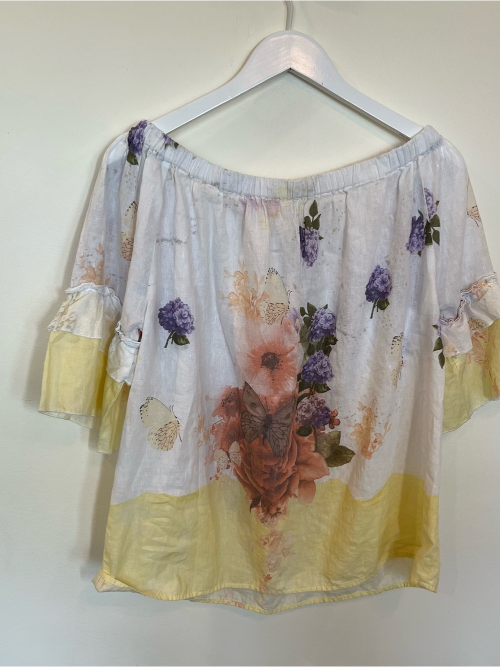 HESTER & ORCHARD LINEN BLEND Top Bishop Sleeve Butterfly Watercolor Large Ruffle - Picture 6 of 6